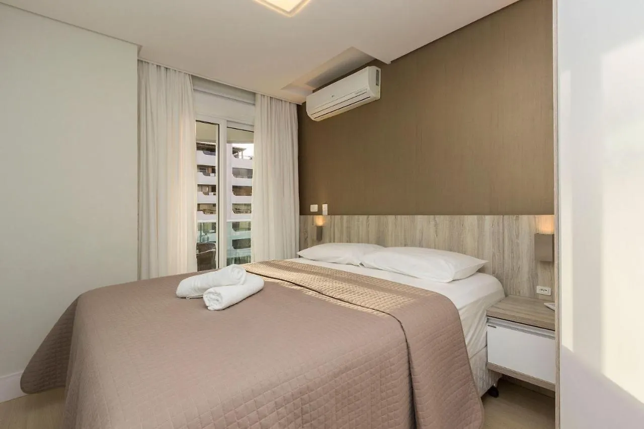 222-D Boulevard Bombinhas - Aconchegante Apto 3 Dorms - Condominio De Luxo Com Piscina Climatizada