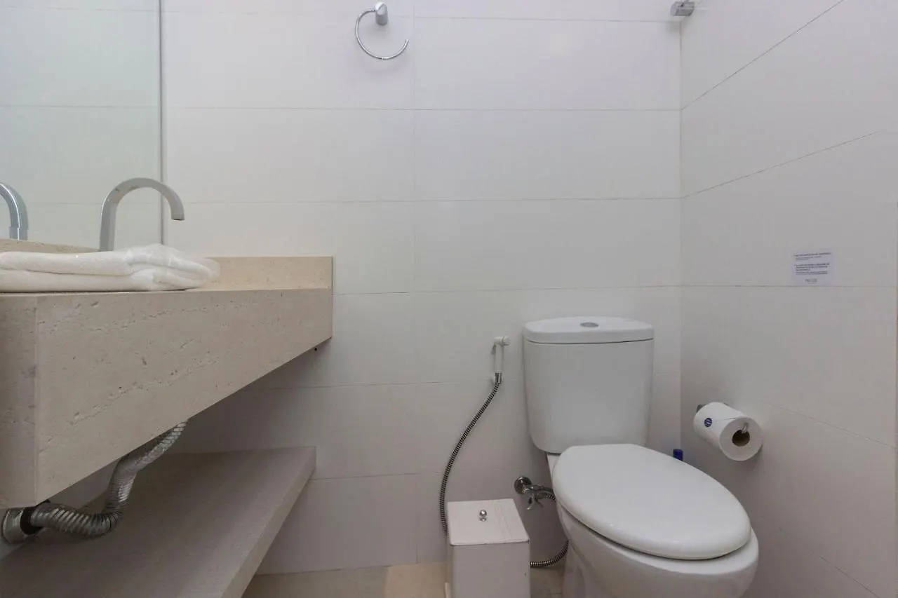 222-D Boulevard Bombinhas - Aconchegante Apto 3 Dorms - Condominio De Luxo Com Piscina Climatizada