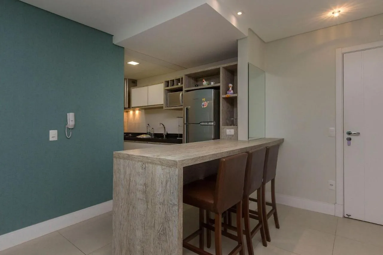 Apartment 222-D Boulevard Bombinhas - Aconchegante Apto 3 Dorms - Condominio De Luxo Com Piscina Climatizada