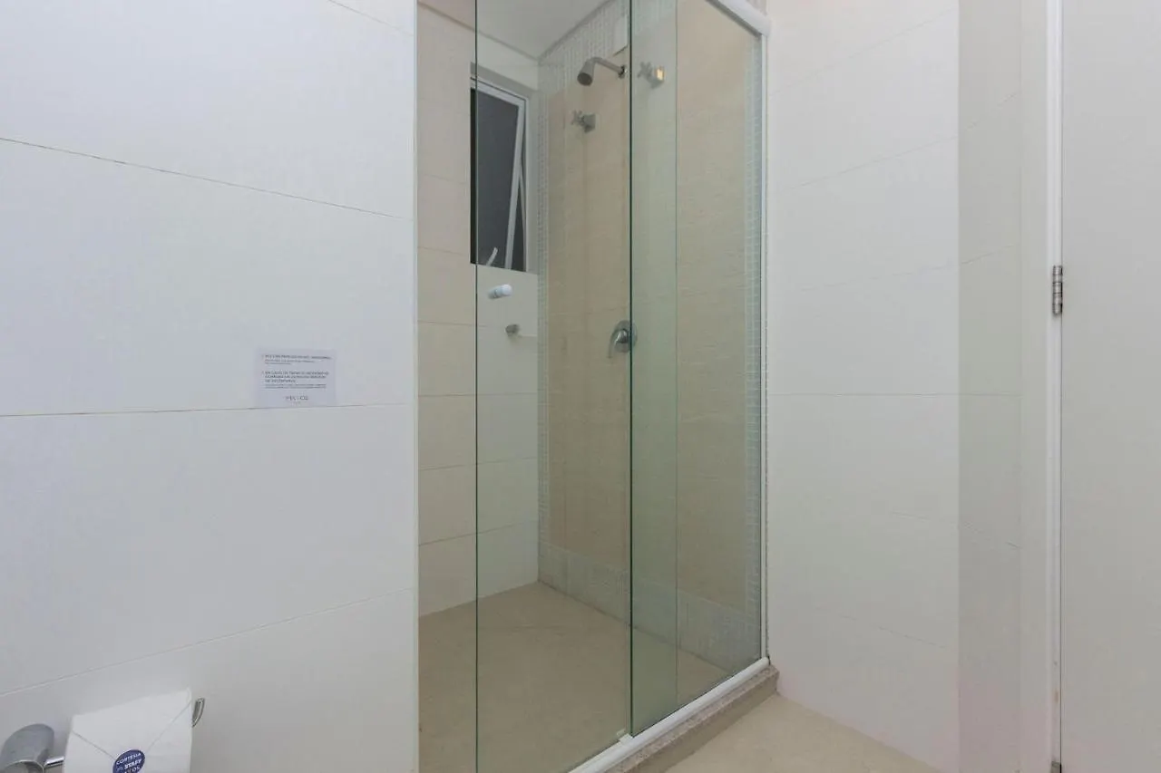 222-D Boulevard Bombinhas - Aconchegante Apto 3 Dorms - Condominio De Luxo Com Piscina Climatizada 0*,  Brazil