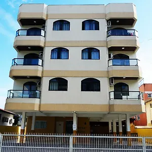 Apartamento Residencial Dona Dina, Bombinhas