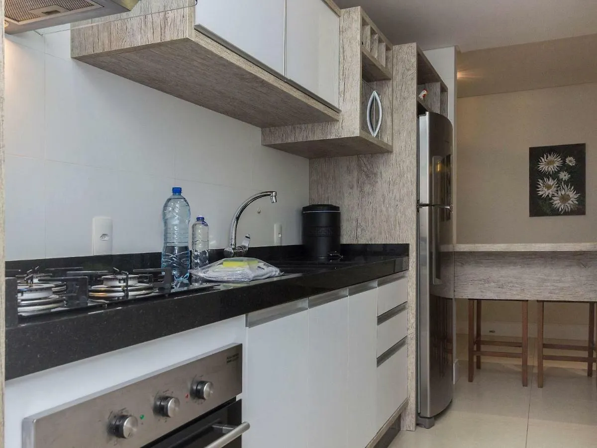 222-D Boulevard Bombinhas - Aconchegante Apto 3 Dorms - Condominio De Luxo Com Piscina Climatizada 0*,  Brazil